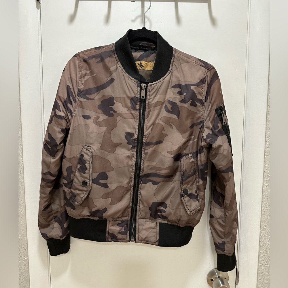 Camo bomber jacket